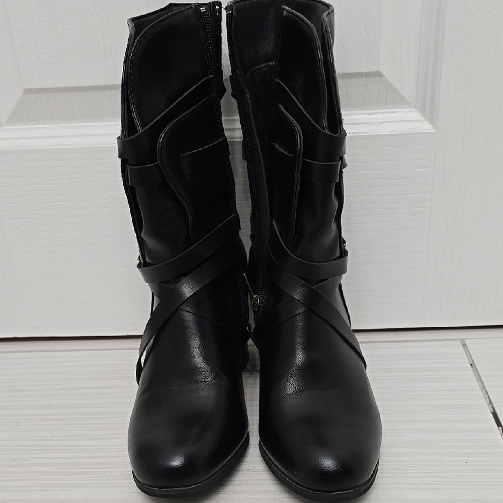 Women's Black Boots